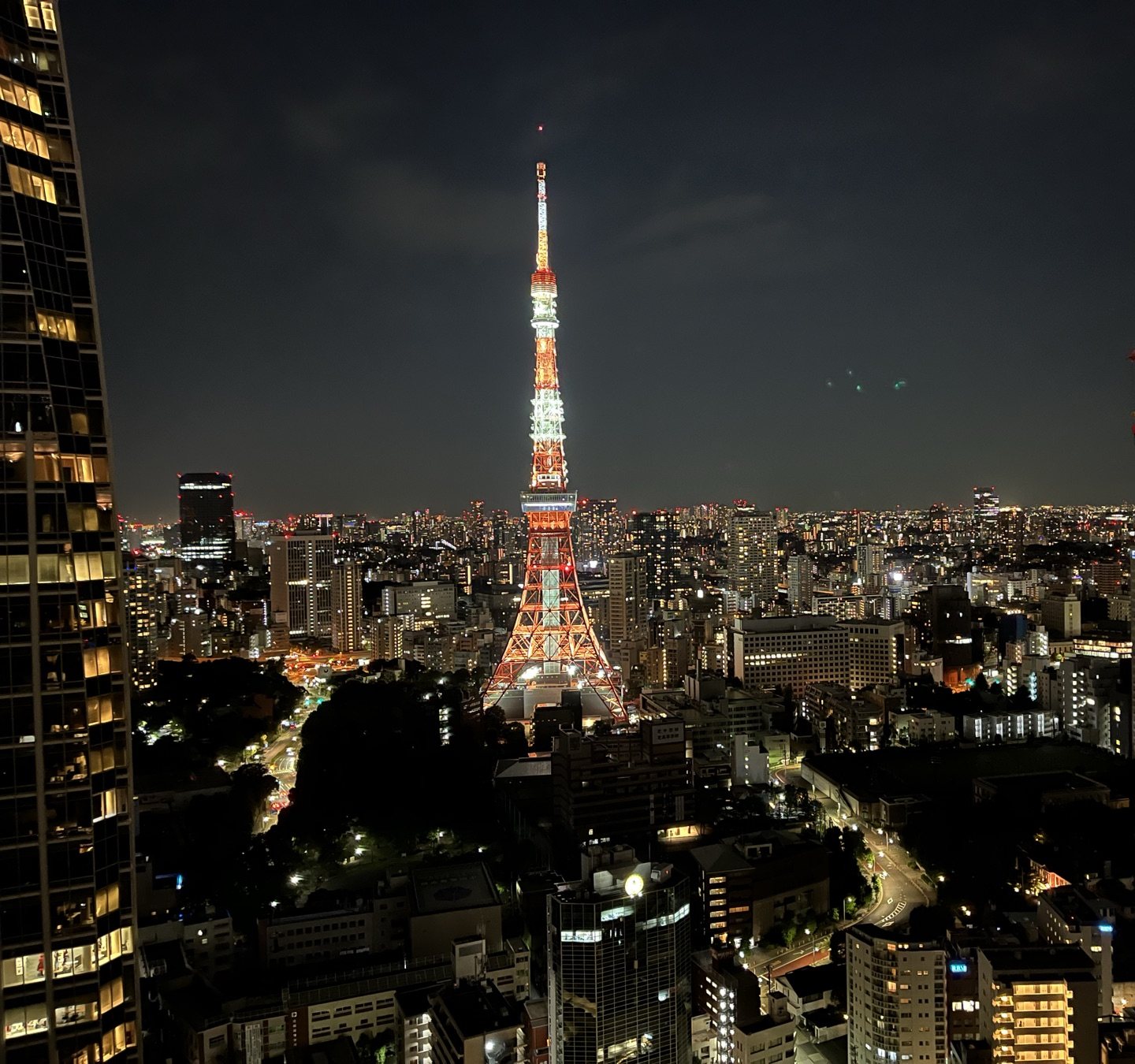 東京のショールームから望む夜景